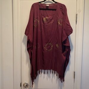 Chic Burgundy Kaftan with Gold Details